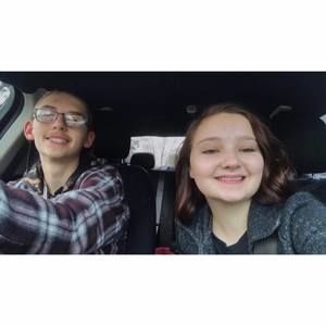 Meet your Posher, Simon